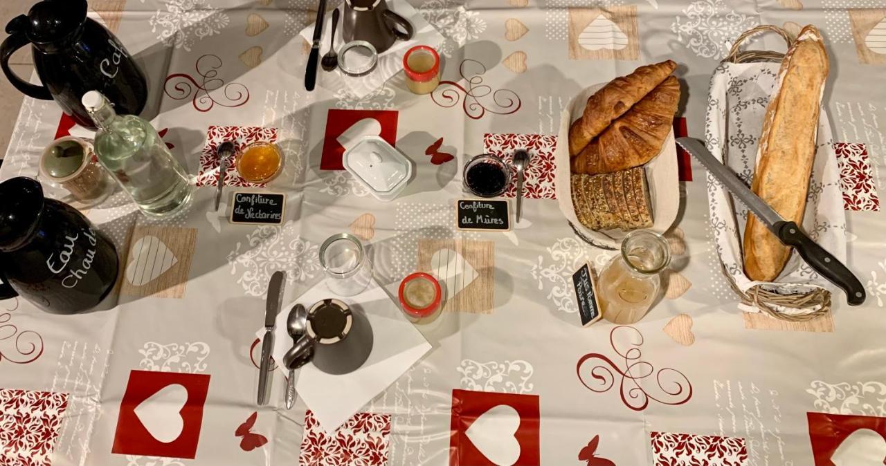 Bed and Breakfast Mas De La Piniere Mauprevoir Екстер'єр фото